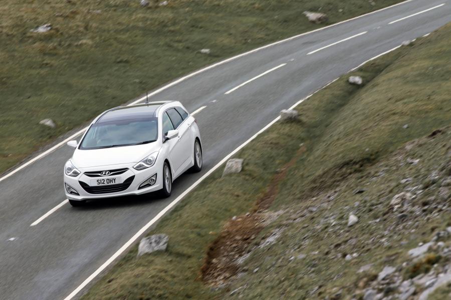  Hyundai i40 Tourer 2014 года  (UK) (фото 28 из 73)